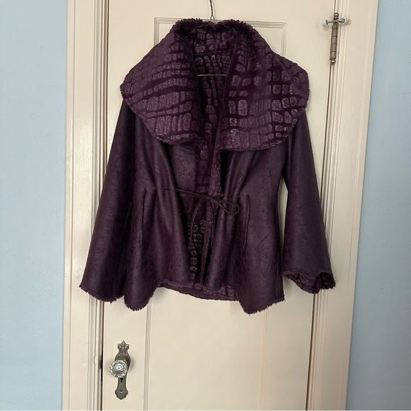 Chi by Falchi Poncho Cape Coat Purple Animal Print Fairy Bell Sleeves Size XS - Picture 5 of 10